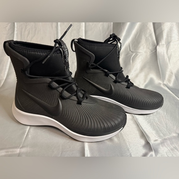 Nike Black and White High-Top Sneakers - Picture 1 of 5